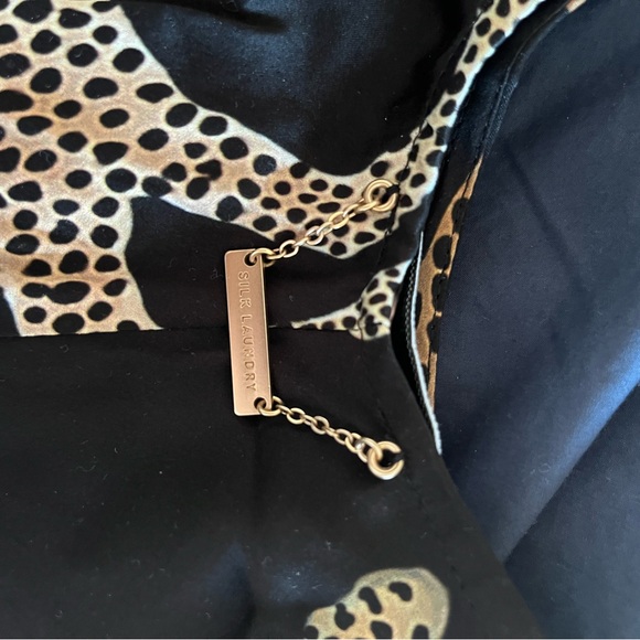 Silk Laundry short sleeve bias dress - Jaguar print - Picture 5 of 8